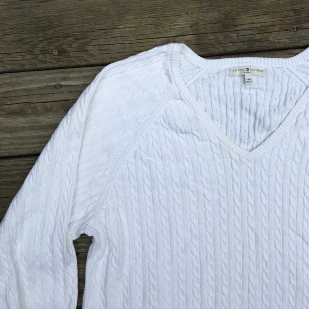 White sweater Tommy Hilfiger
